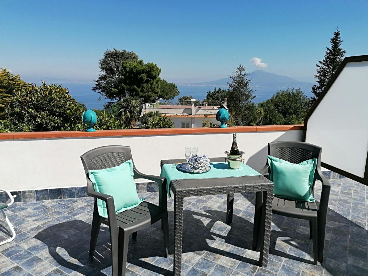 B&B Villa Teresa Sorrento Bagian luar foto