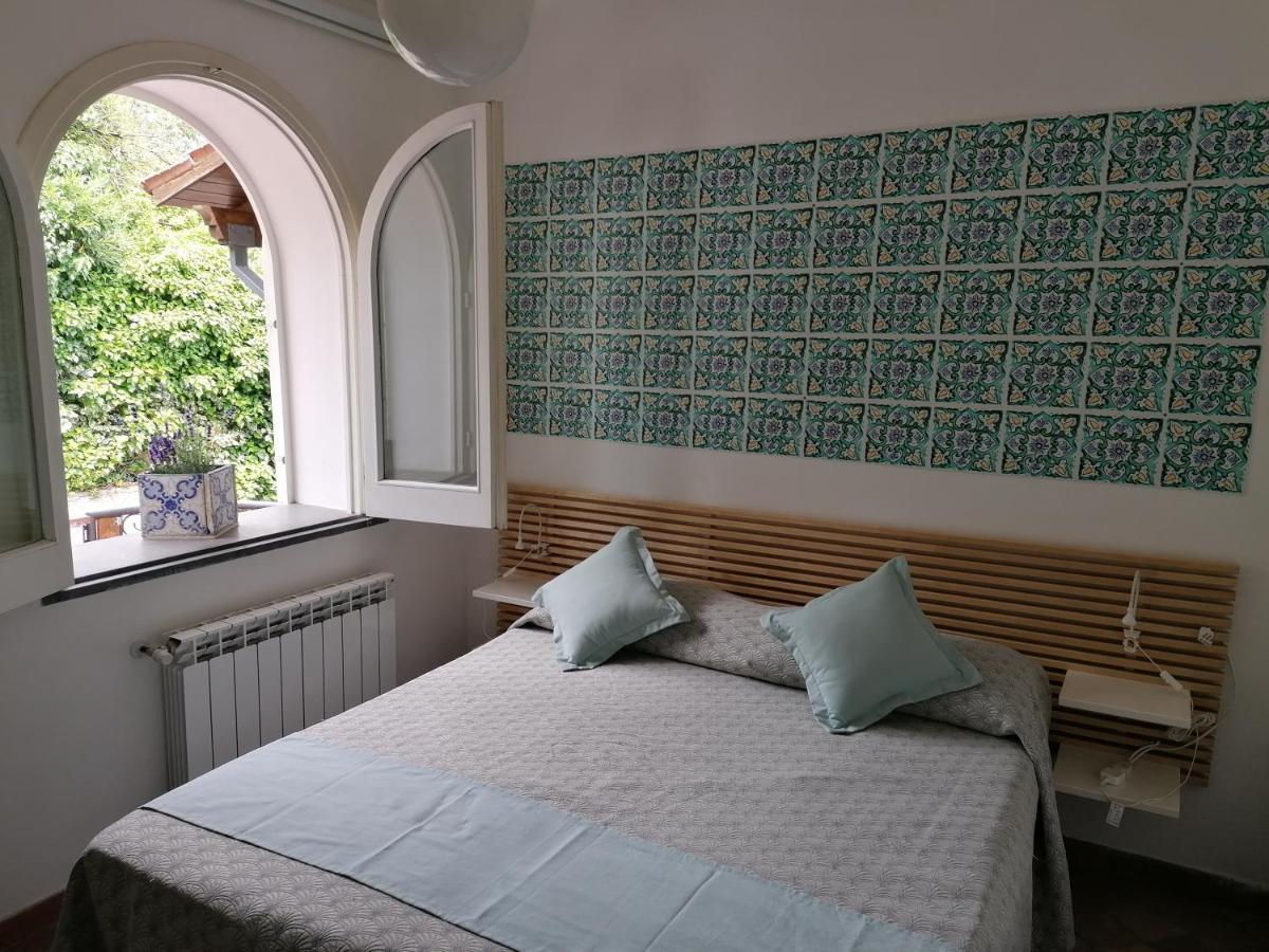 B&B Villa Teresa Sorrento Bagian luar foto