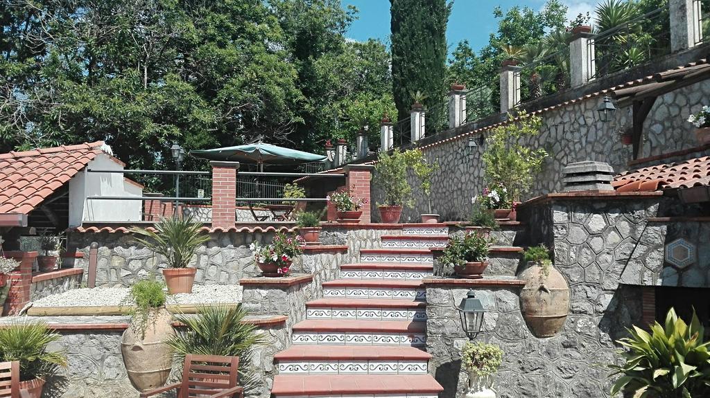 B&B Villa Teresa Sorrento Bagian luar foto